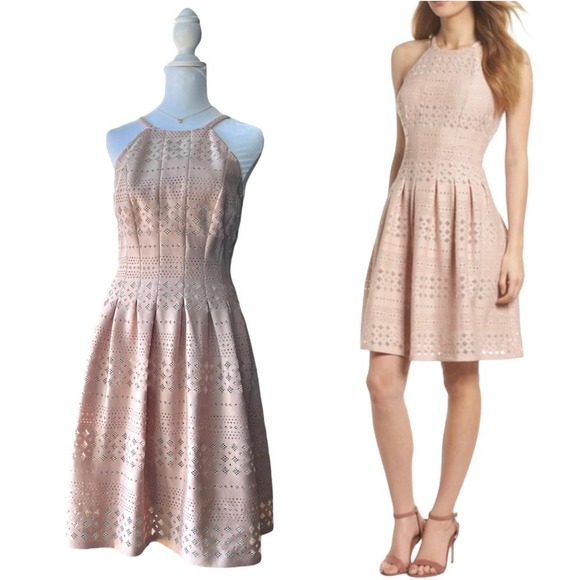 New Women’s Eliza J Laser Cut Fit & Flare Halter Dress In Blush Size 4 - Picture 1 of 7